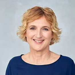 Porträt Silke Fuchs, Ansprechpartnerin für Testamentsspenden und Nachlass im DRF e. V.