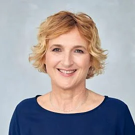Porträt Silke Fuchs, Ansprechpartnerin für Testamentsspenden und Nachlass im DRF e. V.